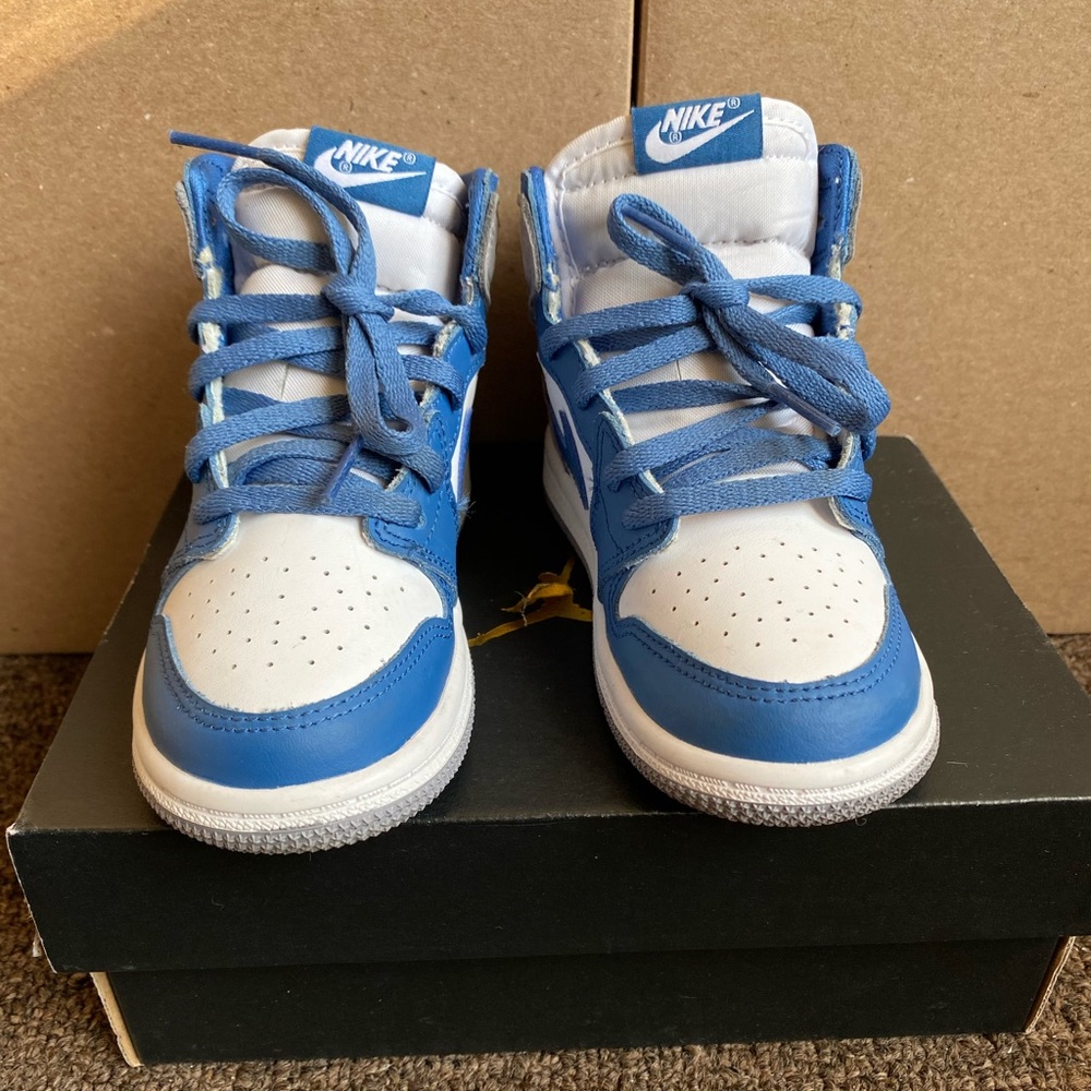 Toddler Jordan 1 Retro High OG - Picture 2 of 5